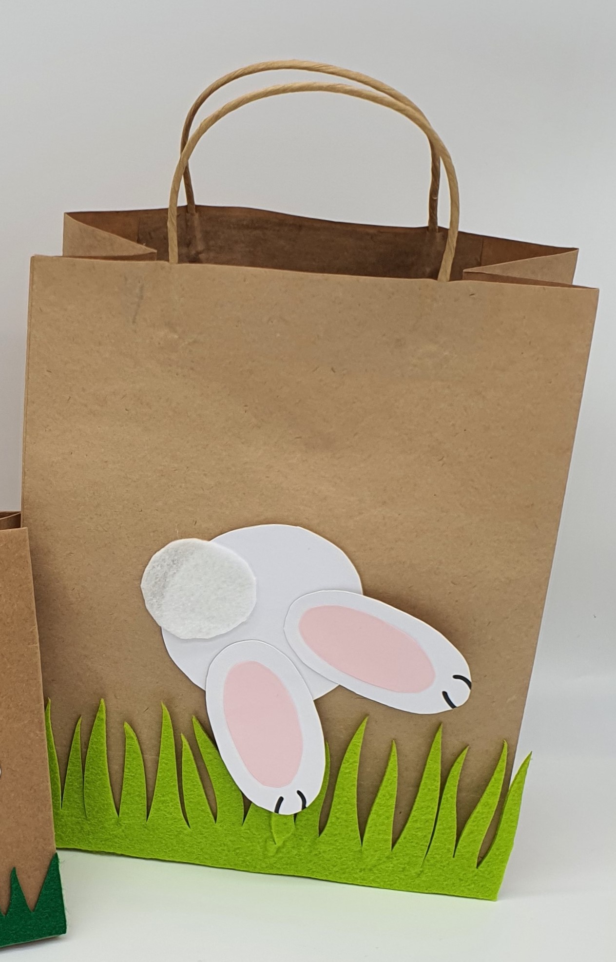 Ostersackerl - Weglaufender Osterhase